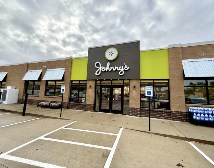 Our New Johnny’s Markets & Subway Store in Urbandale!